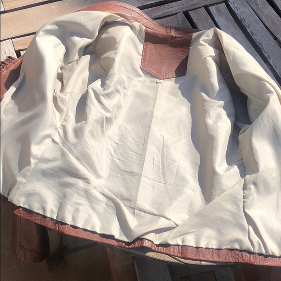 🎉Host Pick🎉Dark caramel leather jacket - Picture 6 of 8
